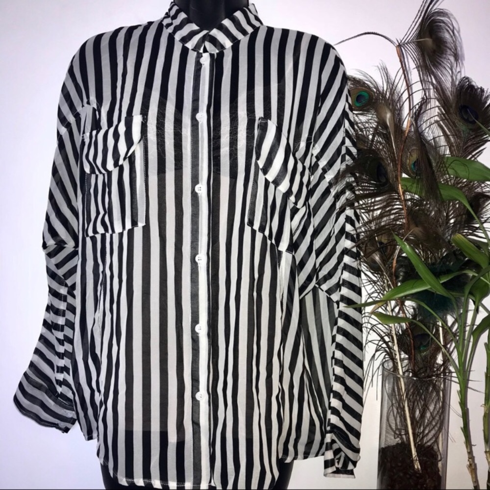 Umgee sheer mandarin collar button down striped M
